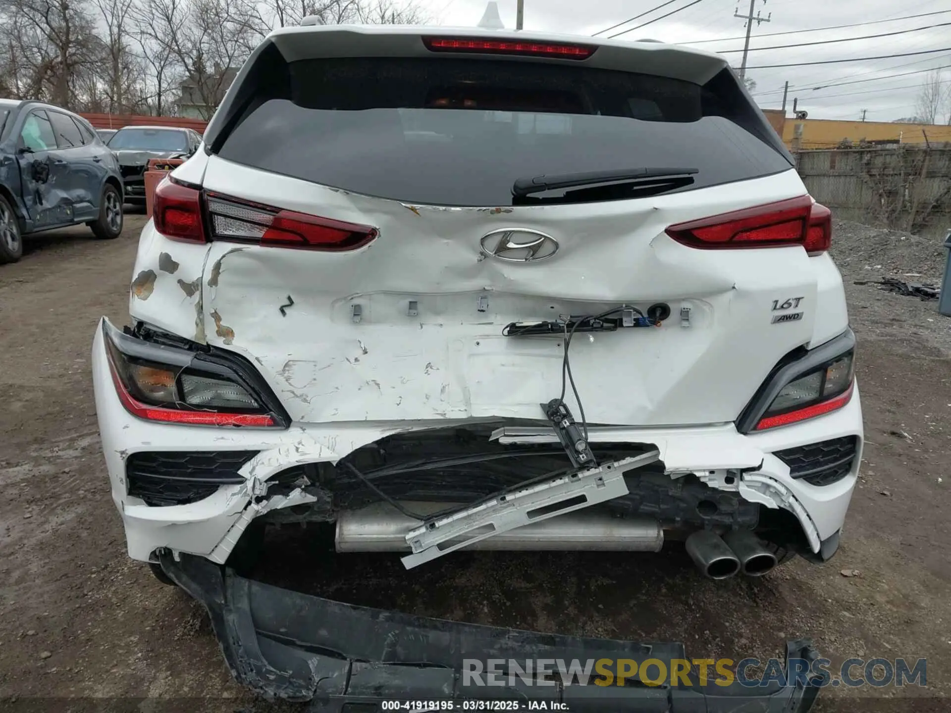 17 Photograph of a damaged car KM8K3CA37PU985891 HYUNDAI KONA 2023