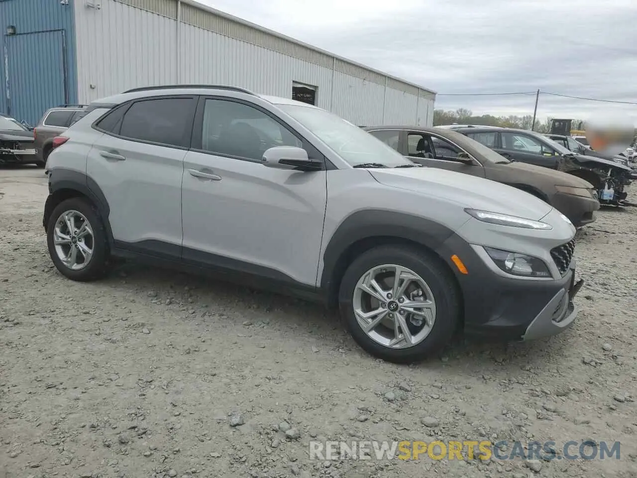 4 Photograph of a damaged car KM8K3CAB1PU044766 HYUNDAI KONA 2023