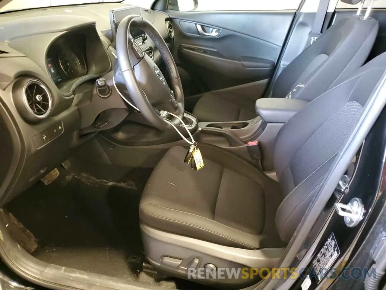 7 Photograph of a damaged car KM8K3CAB1PU957608 HYUNDAI KONA 2023