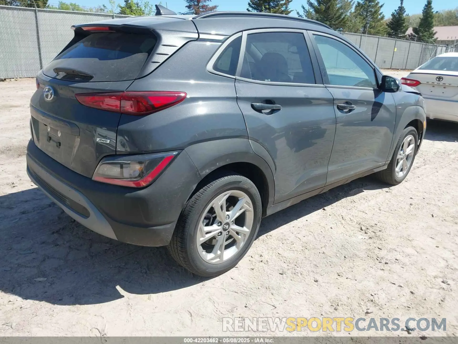4 Photograph of a damaged car KM8K3CAB2PU019214 HYUNDAI KONA 2023