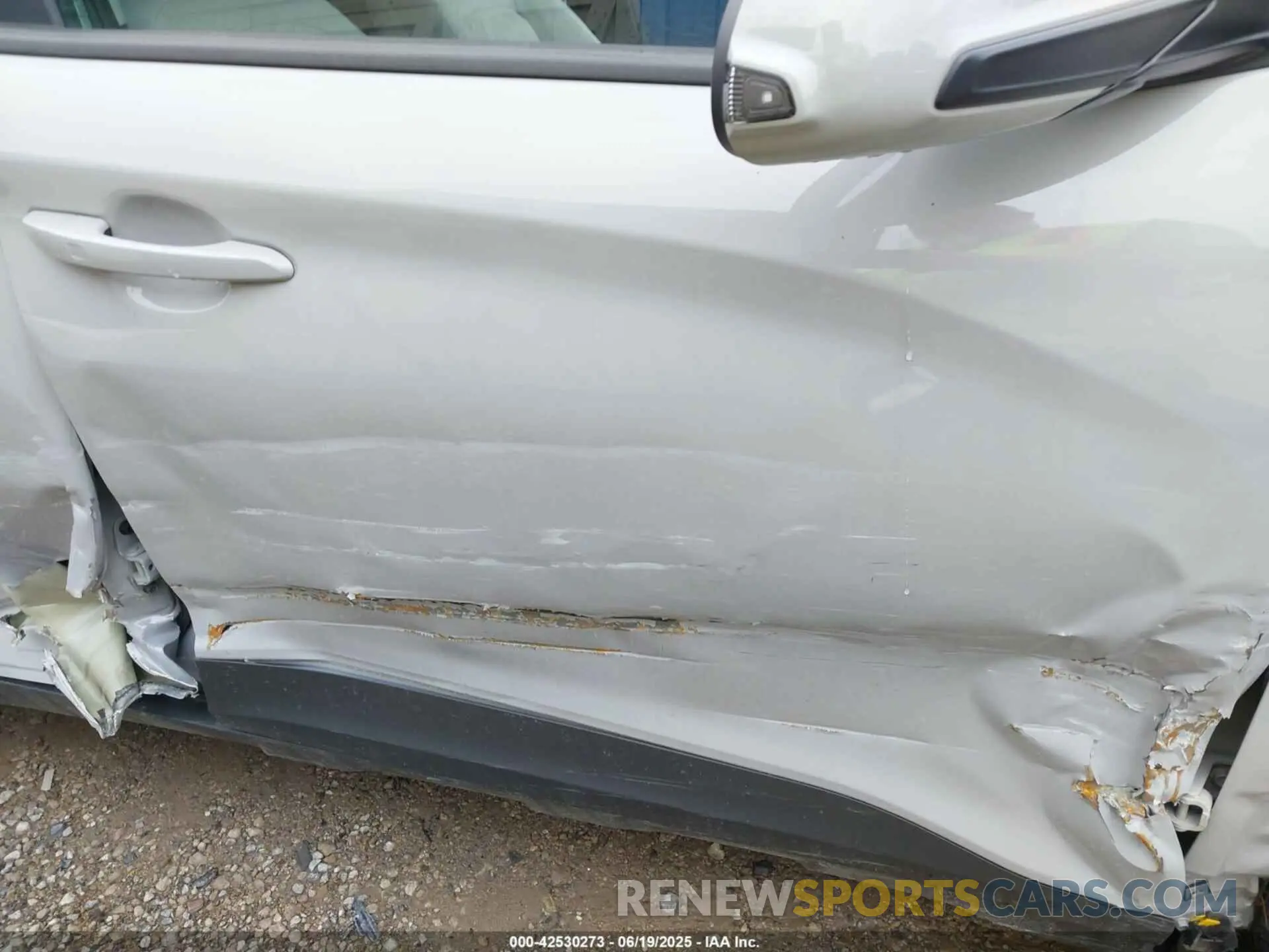 19 Photograph of a damaged car KM8K3CAB6PU025145 HYUNDAI KONA 2023