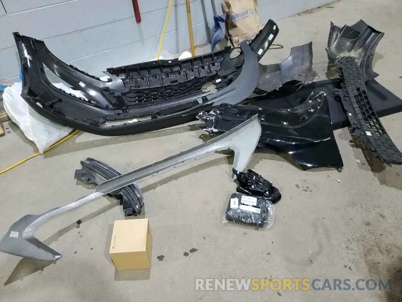 15 Photograph of a damaged car KM8K3CAB8PU051830 HYUNDAI KONA 2023