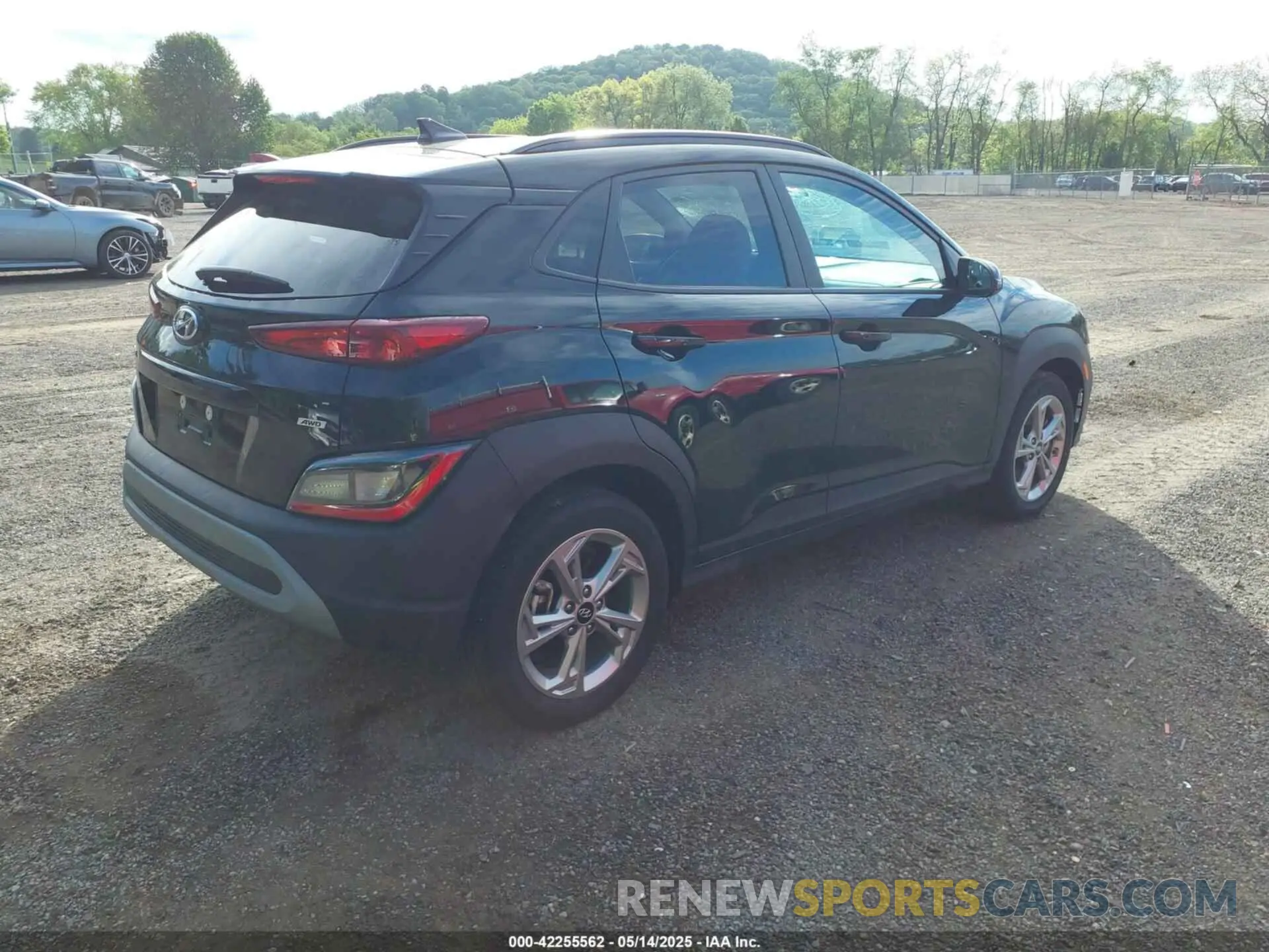 4 Photograph of a damaged car KM8K3CAB9PU059564 HYUNDAI KONA 2023