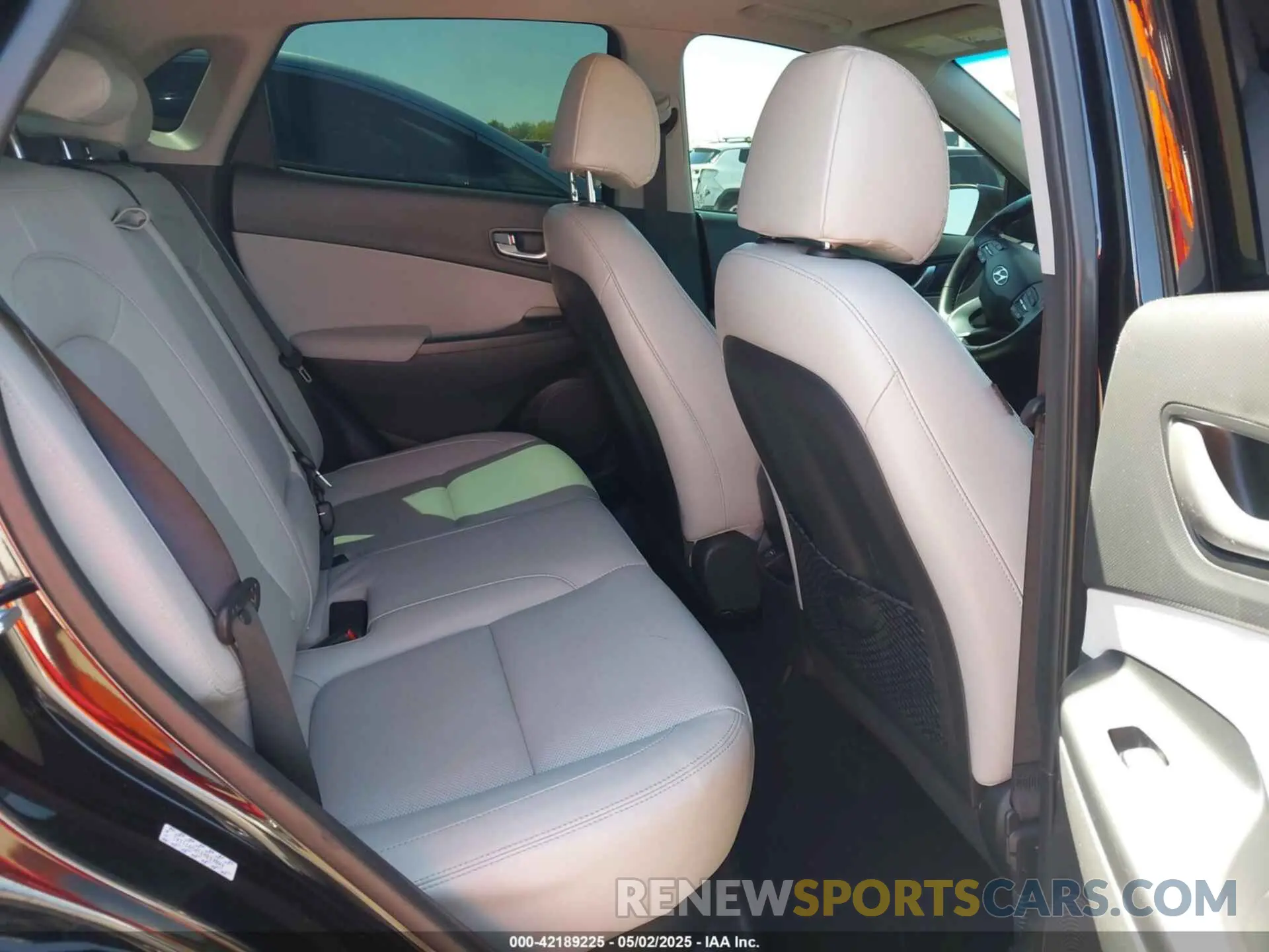 8 Photograph of a damaged car KM8K53A31PU971141 HYUNDAI KONA 2023