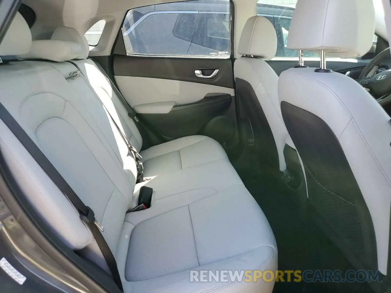 11 Photograph of a damaged car KM8K5CA31PU039070 HYUNDAI KONA 2023