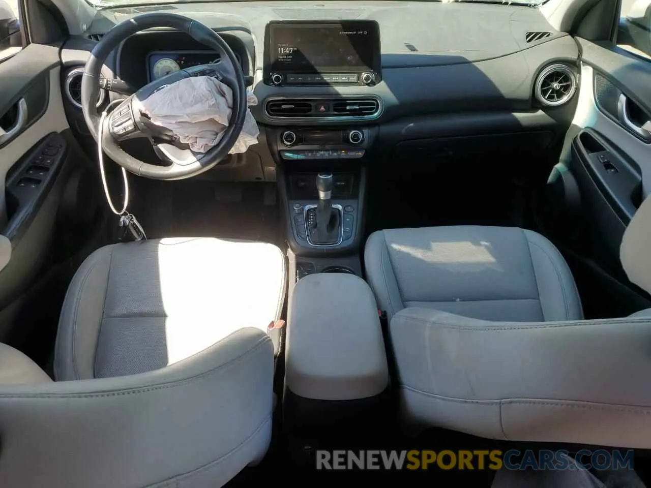 8 Photograph of a damaged car KM8K5CA34PU010436 HYUNDAI KONA 2023