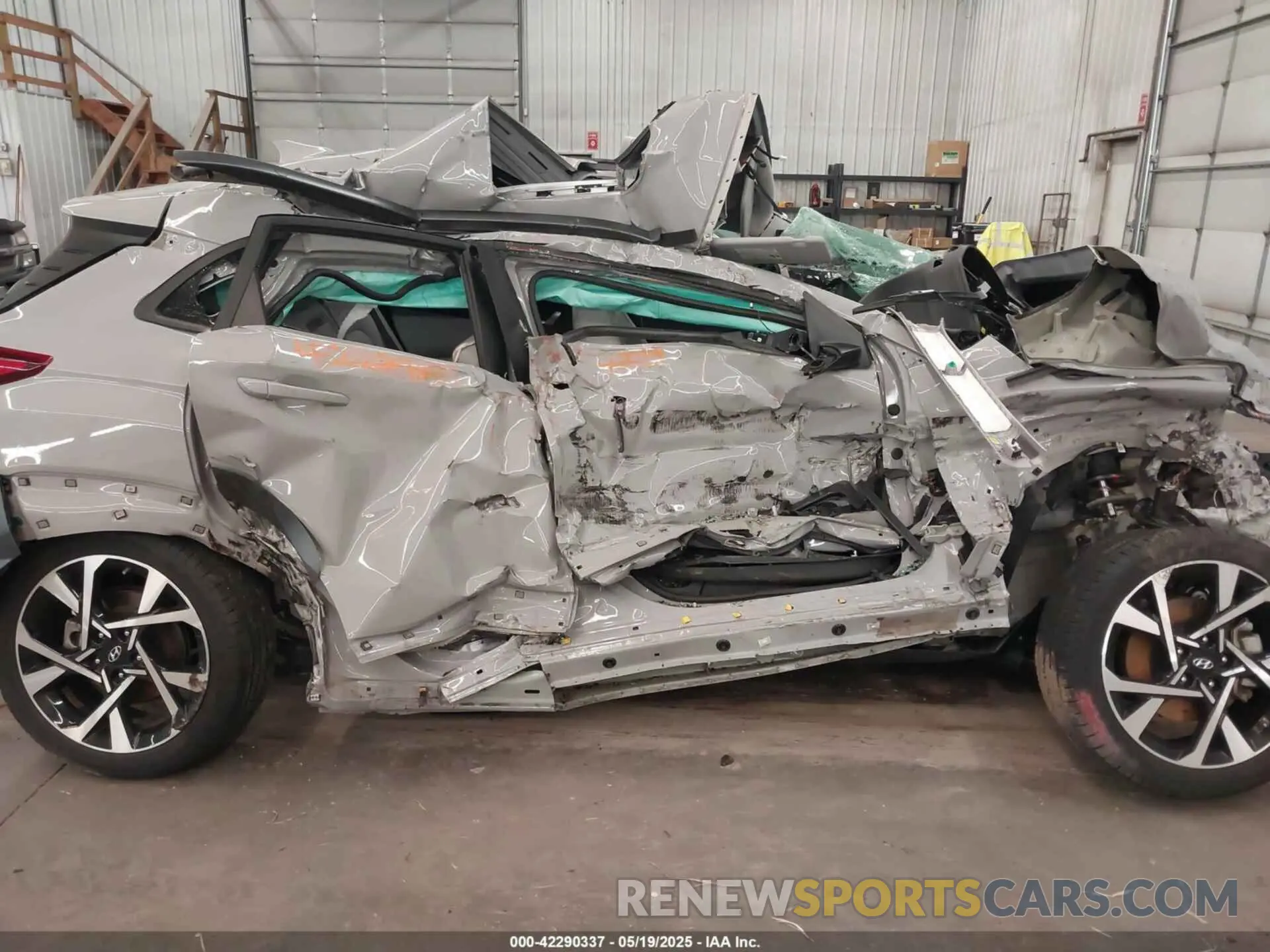 13 Photograph of a damaged car KM8K5CA35PU984054 HYUNDAI KONA 2023