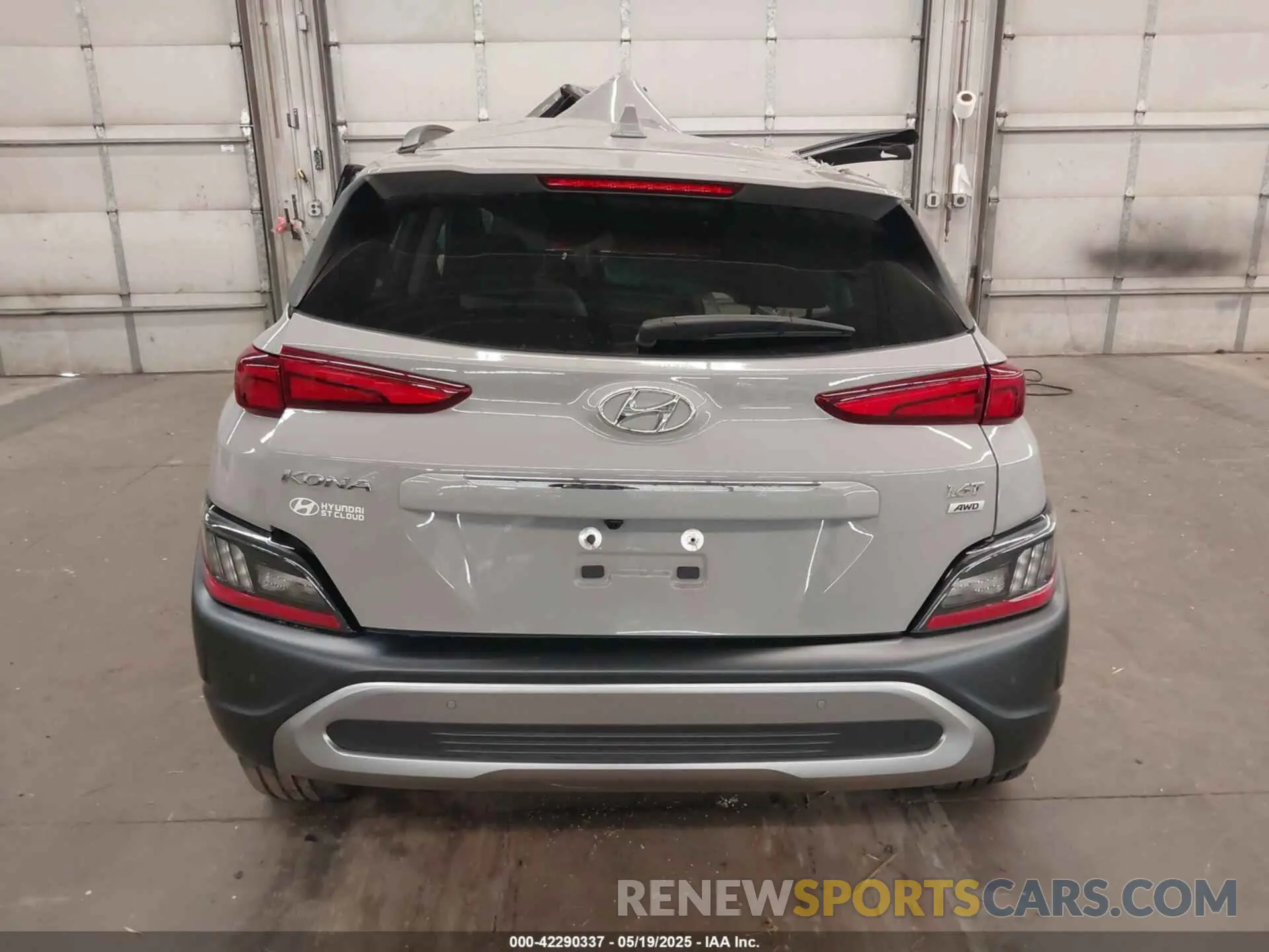 16 Photograph of a damaged car KM8K5CA35PU984054 HYUNDAI KONA 2023
