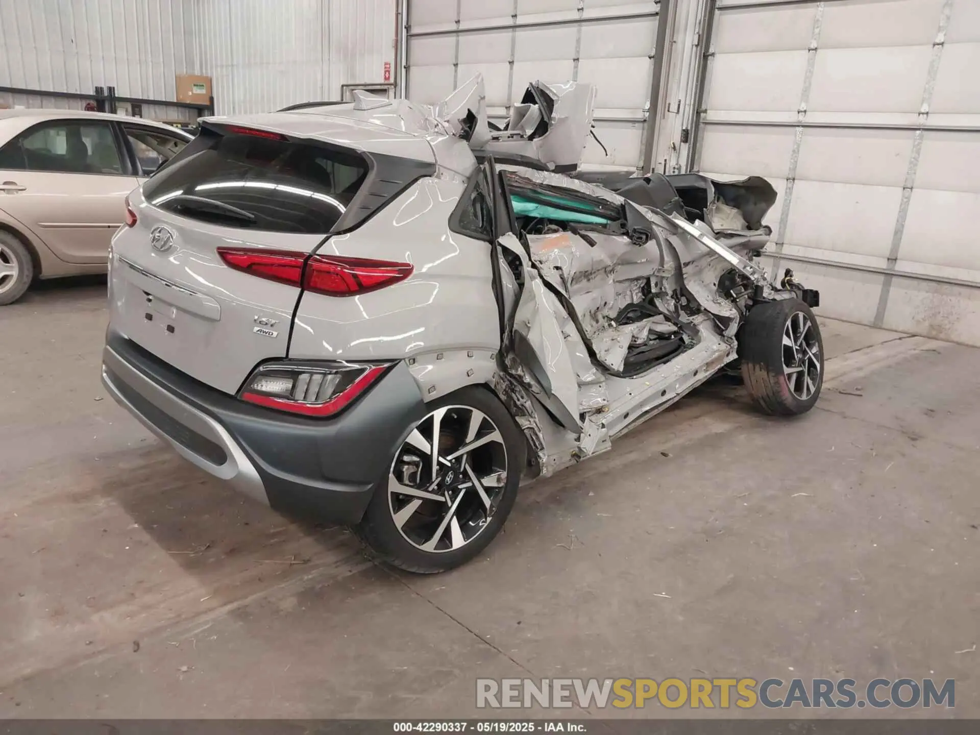 4 Photograph of a damaged car KM8K5CA35PU984054 HYUNDAI KONA 2023