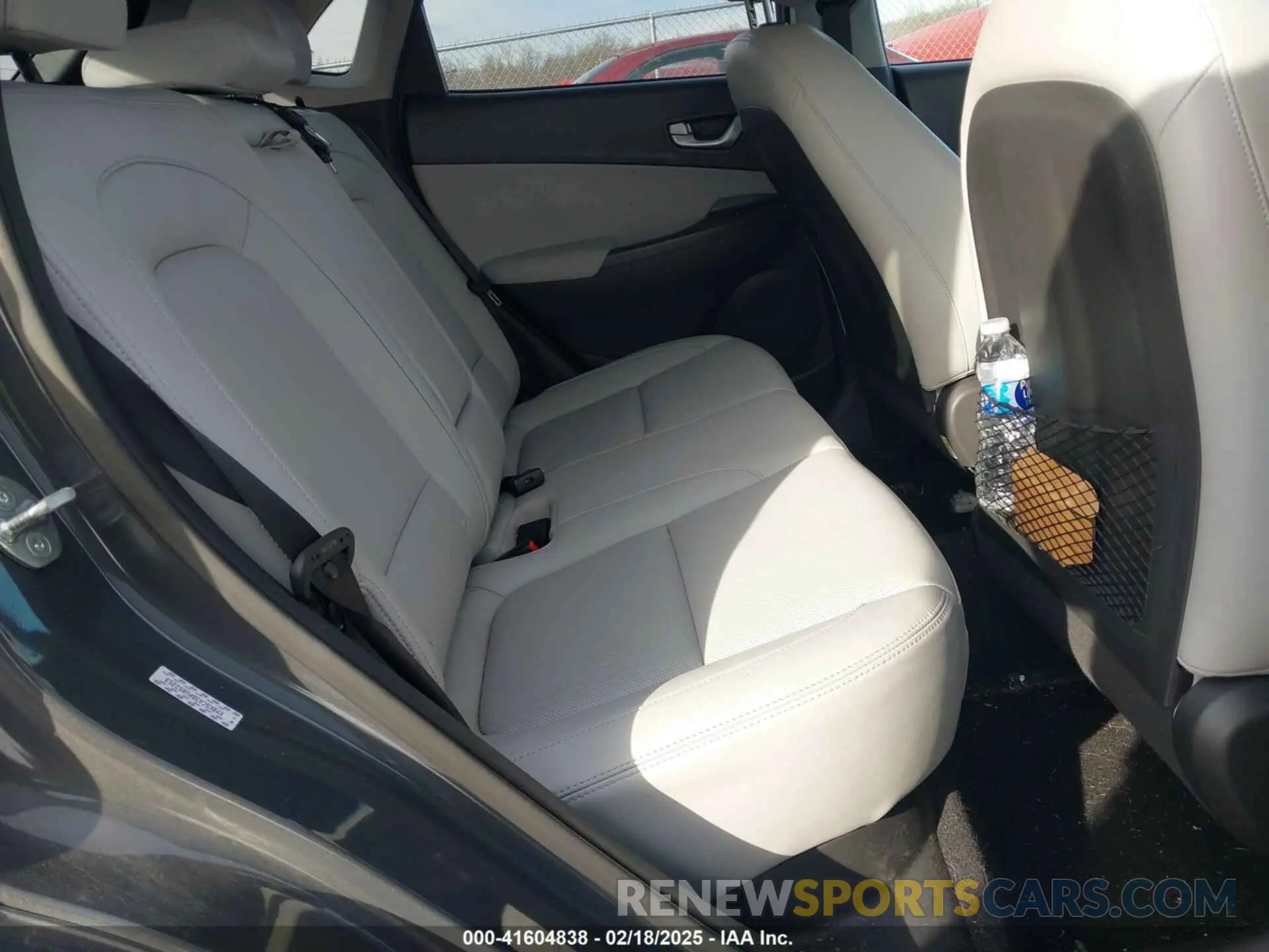 8 Photograph of a damaged car KM8K5CA38PU052253 HYUNDAI KONA 2023