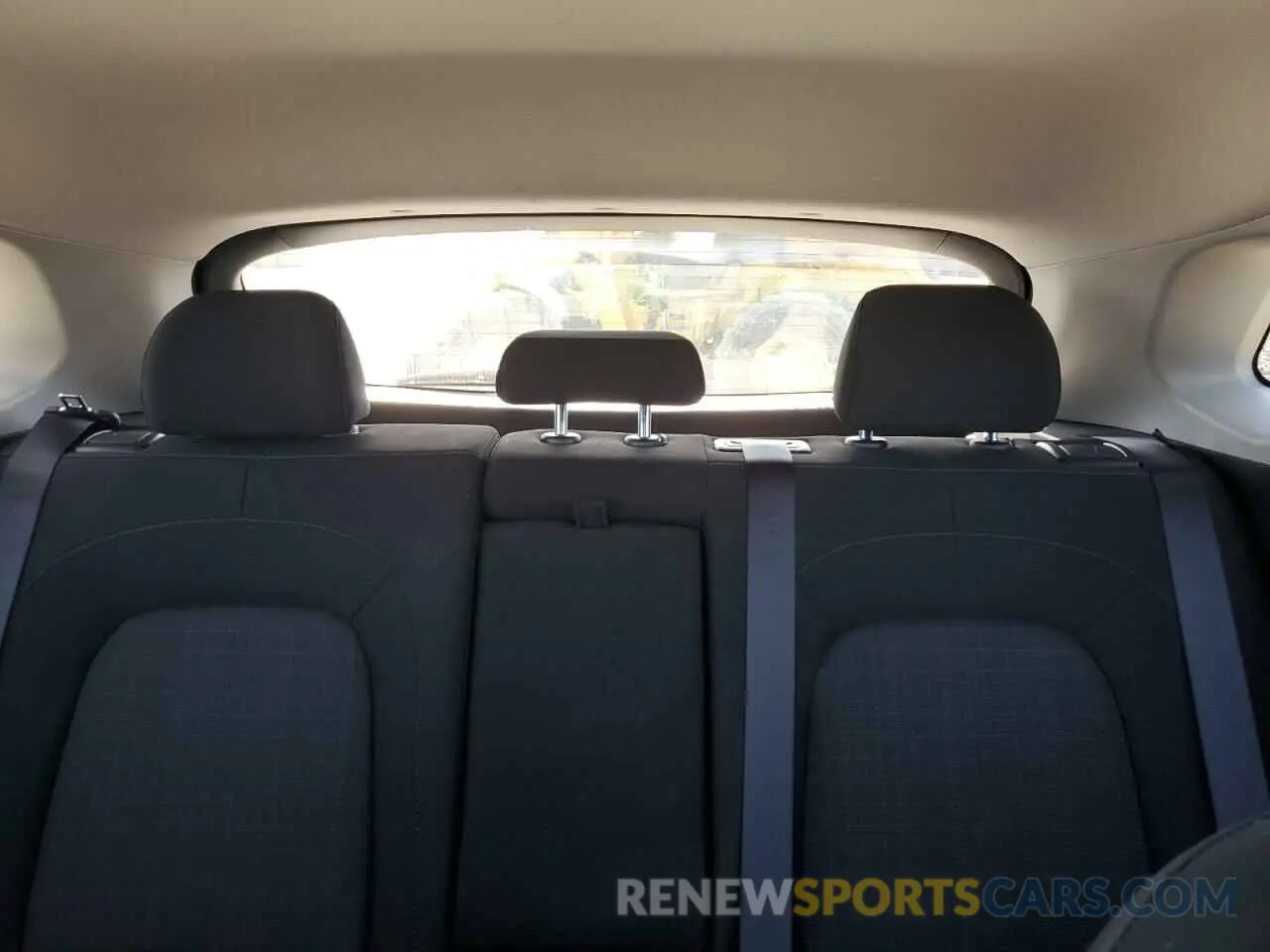 10 Photograph of a damaged car KM8K62AB0PU049250 HYUNDAI KONA 2023
