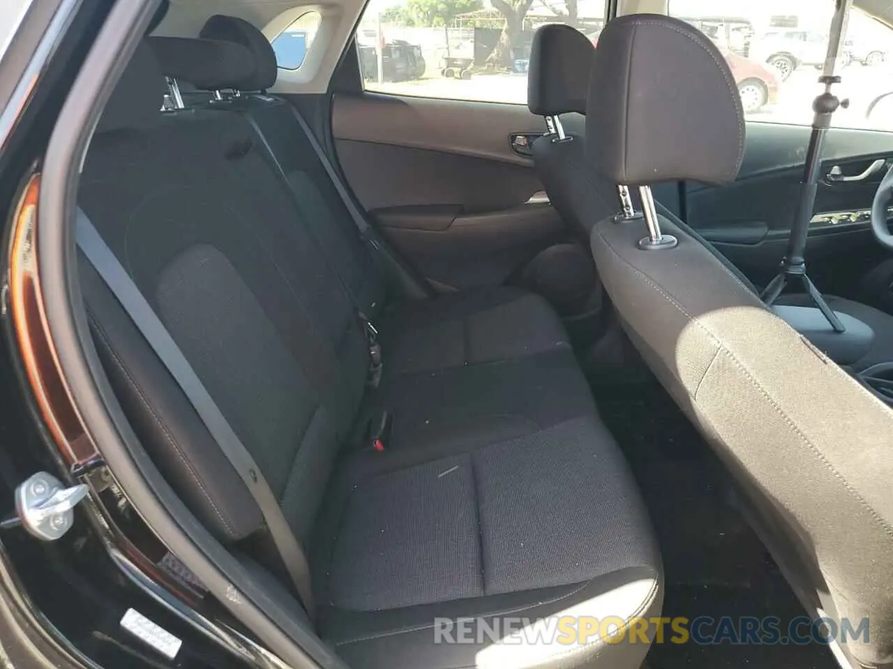 11 Photograph of a damaged car KM8K62AB0PU049250 HYUNDAI KONA 2023
