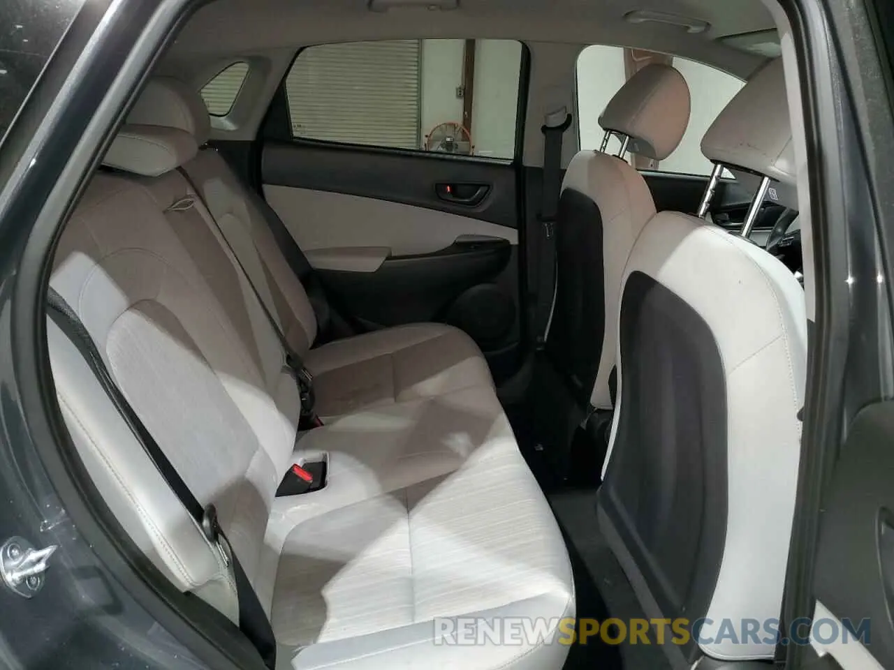 11 Photograph of a damaged car KM8K62AB1PU061875 HYUNDAI KONA 2023