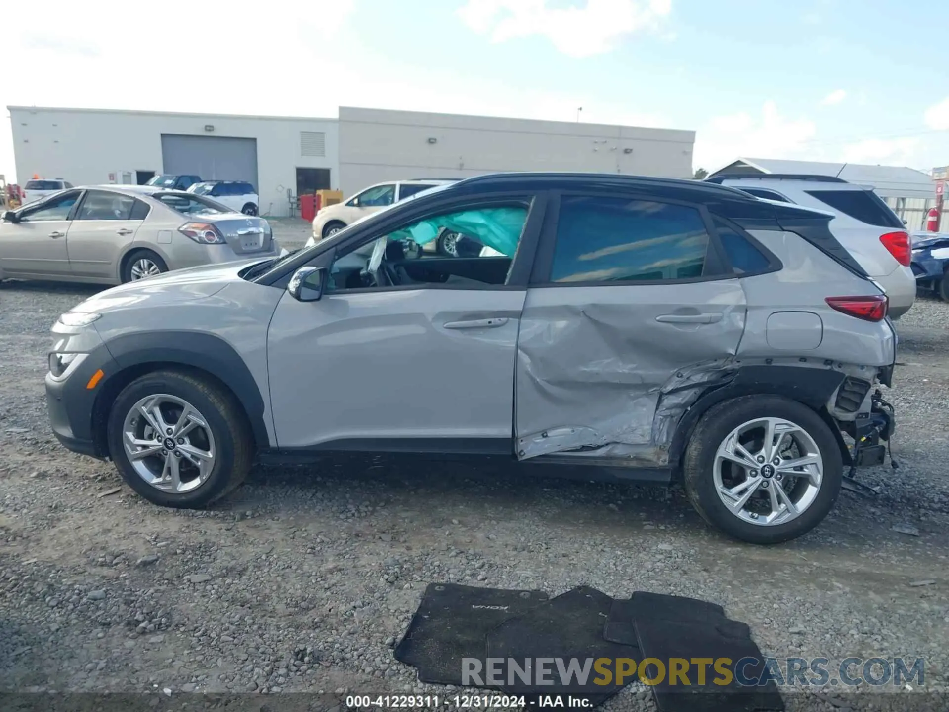 14 Photograph of a damaged car KM8K62AB2PU935487 HYUNDAI KONA 2023