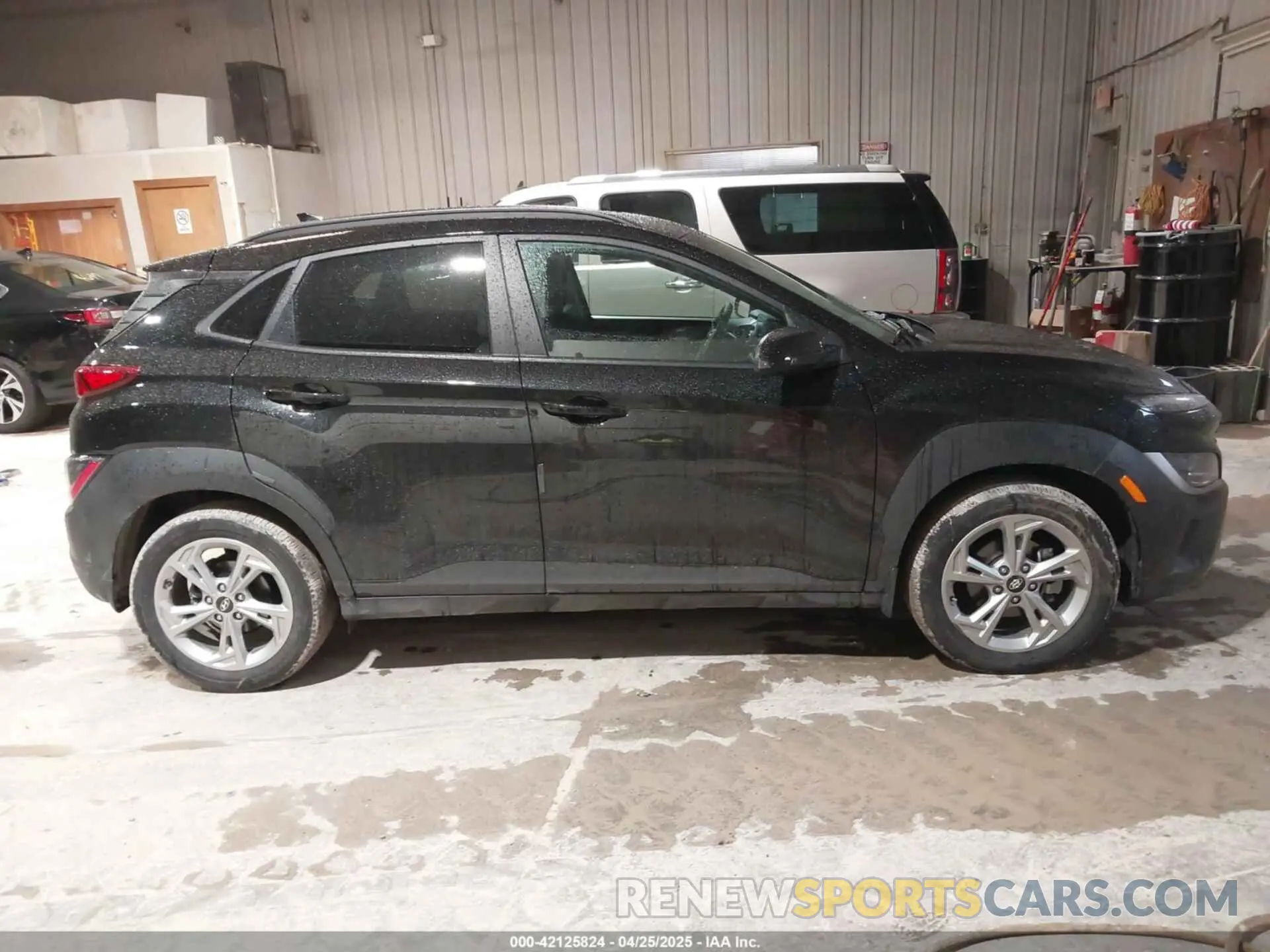 13 Photograph of a damaged car KM8K62AB3PU944716 HYUNDAI KONA 2023