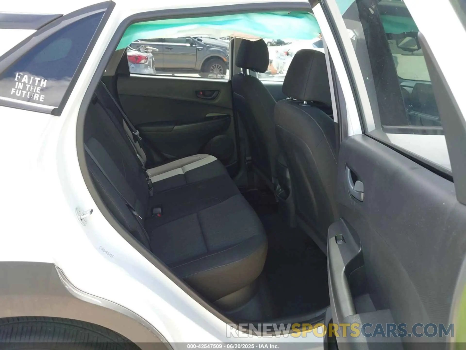8 Photograph of a damaged car KM8K62AB6PU017029 HYUNDAI KONA 2023
