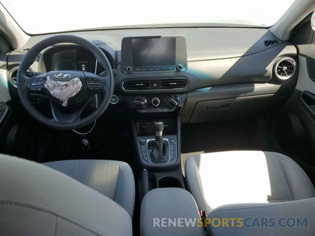 8 Photograph of a damaged car KM8K62AB6PU027964 HYUNDAI KONA 2023