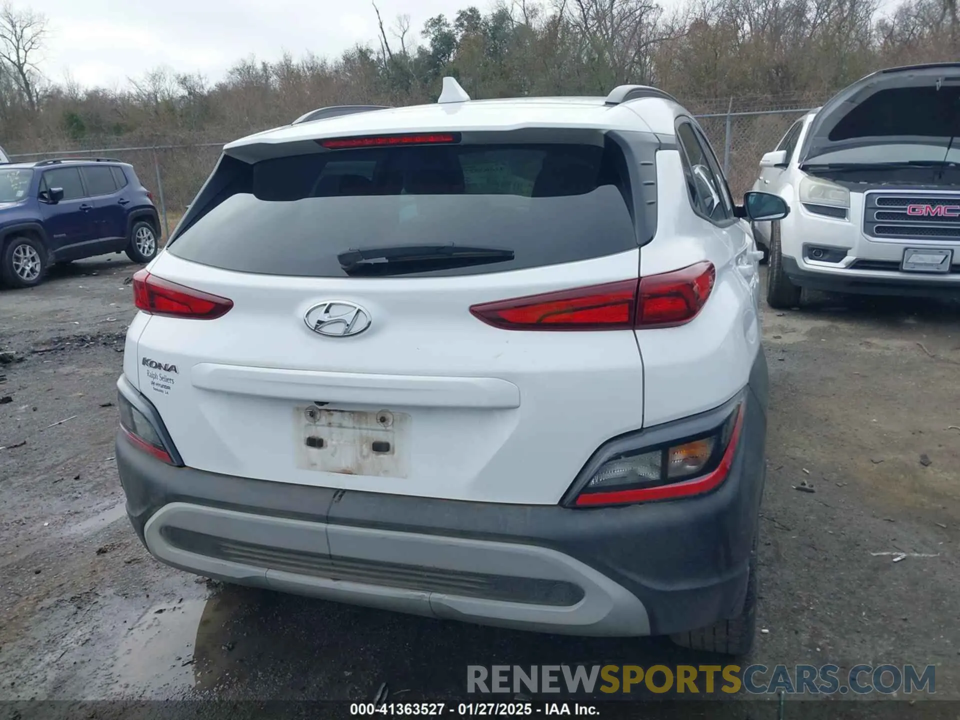 8 Photograph of a damaged car KM8K62AB6PU040648 HYUNDAI KONA 2023