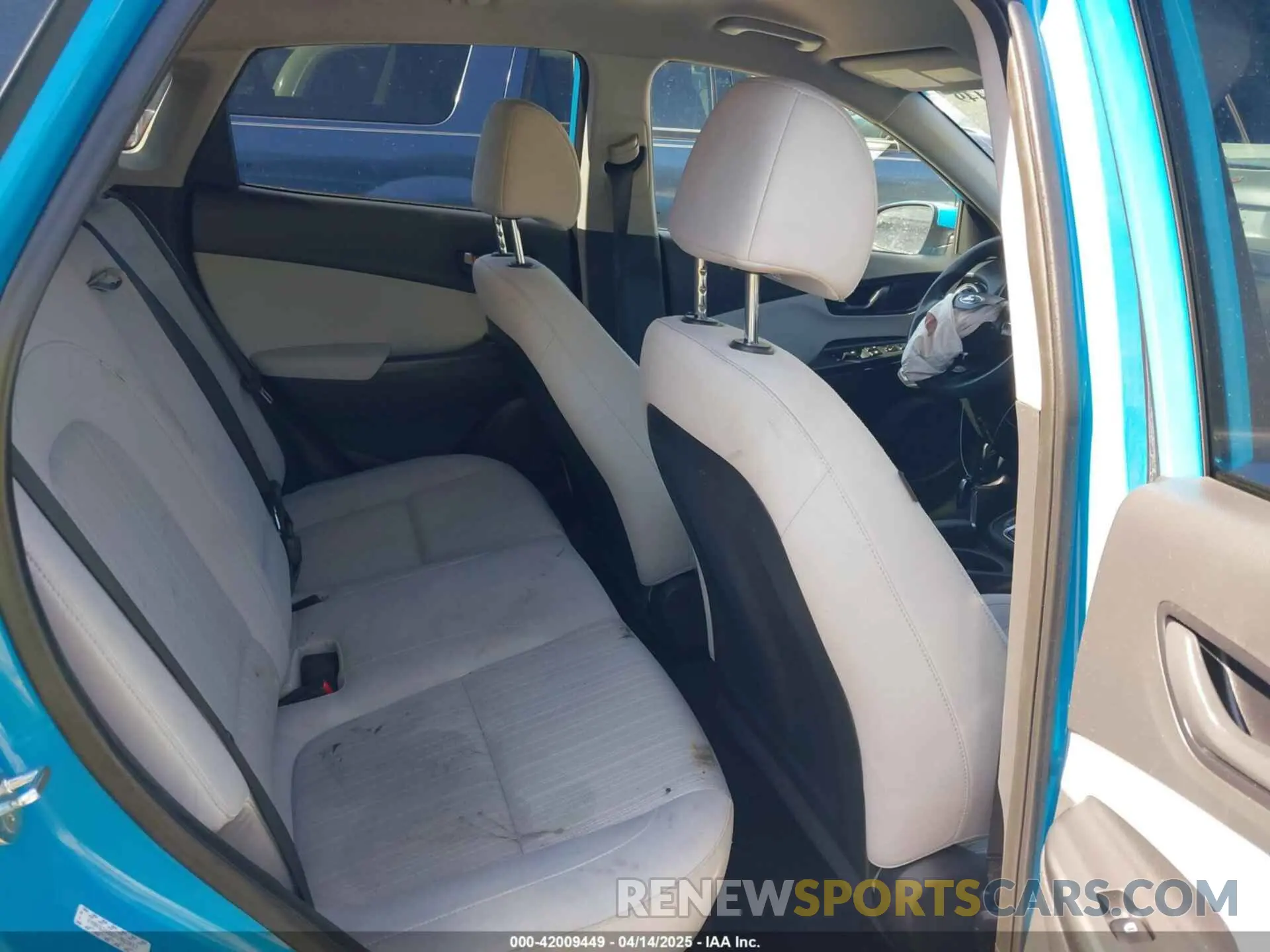8 Photograph of a damaged car KM8K62AB6PU963843 HYUNDAI KONA 2023