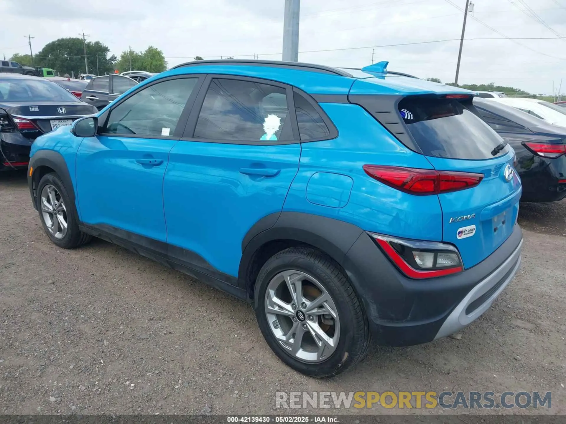 3 Photograph of a damaged car KM8K62AB8PU004377 HYUNDAI KONA 2023