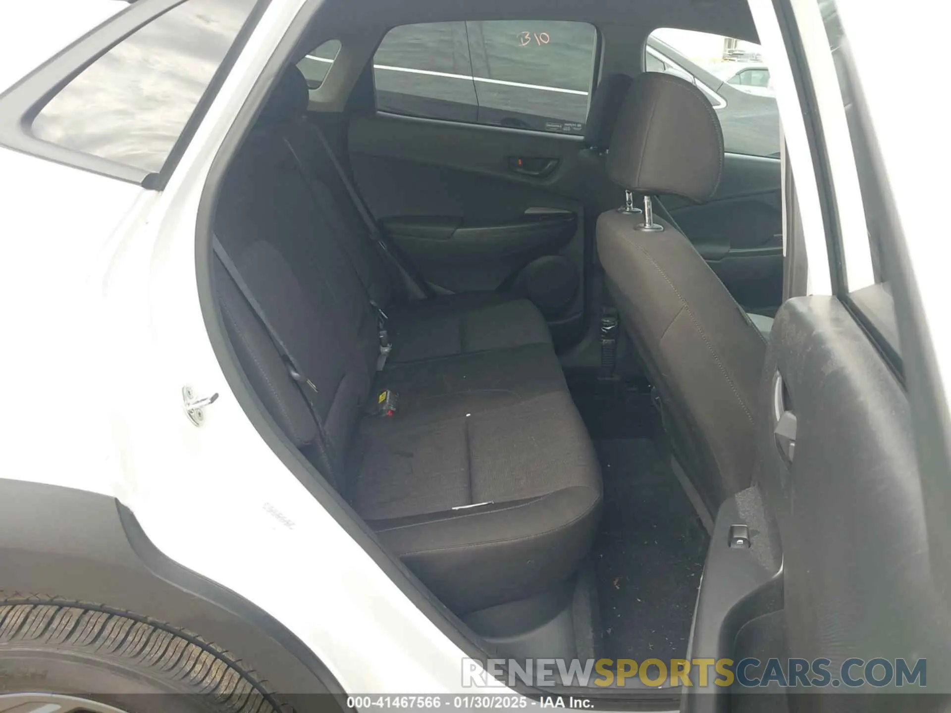 8 Photograph of a damaged car KM8K62AB8PU967862 HYUNDAI KONA 2023