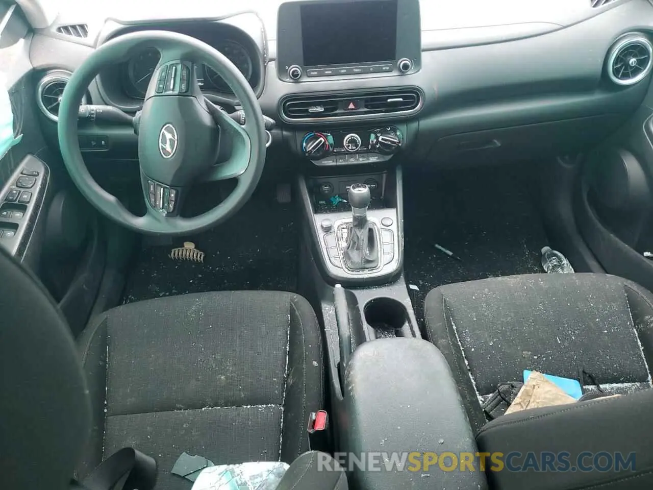 8 Photograph of a damaged car KM8K62AB8PU997749 HYUNDAI KONA 2023