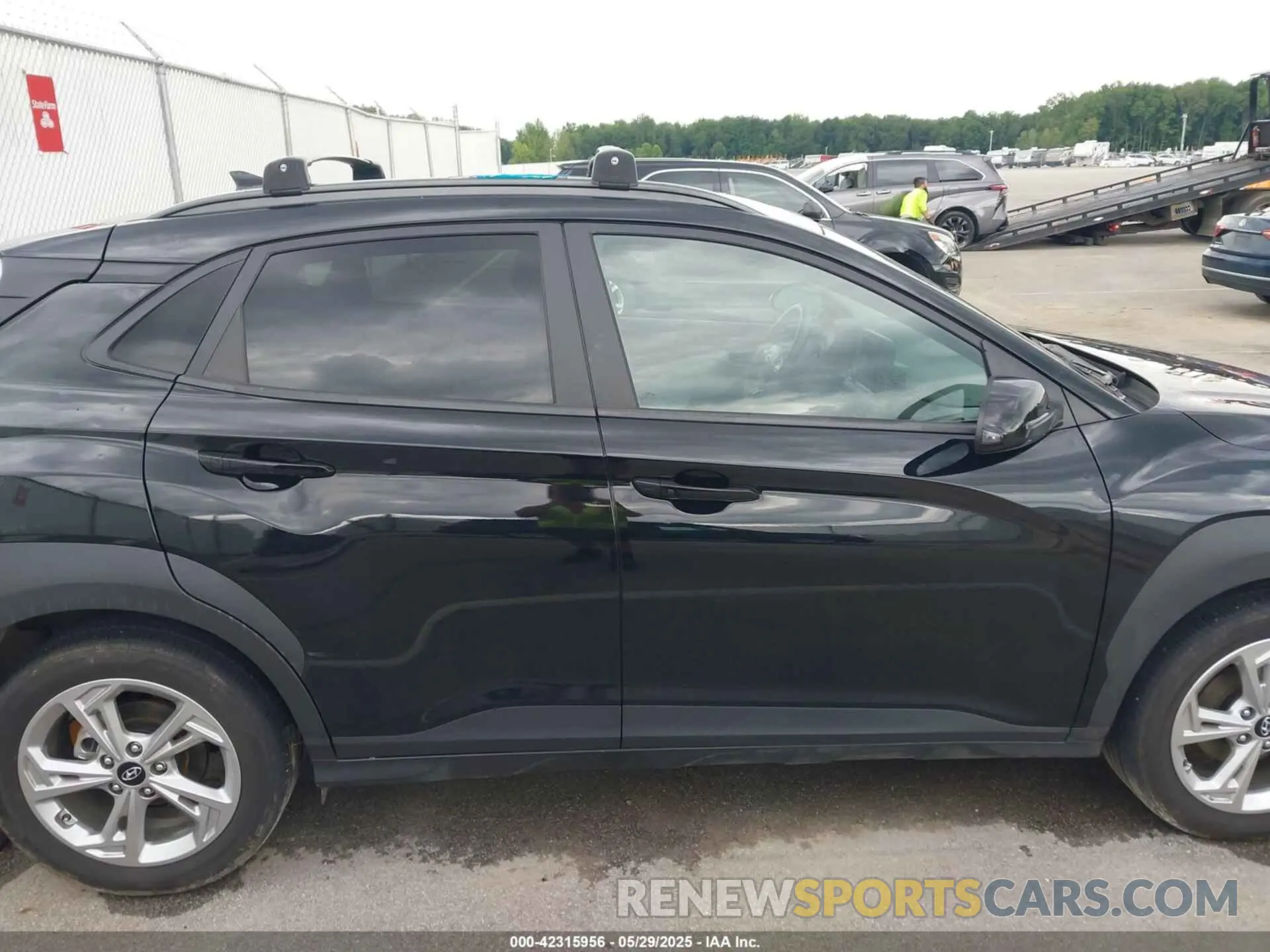 13 Photograph of a damaged car KM8K62ABXPU055895 HYUNDAI KONA 2023