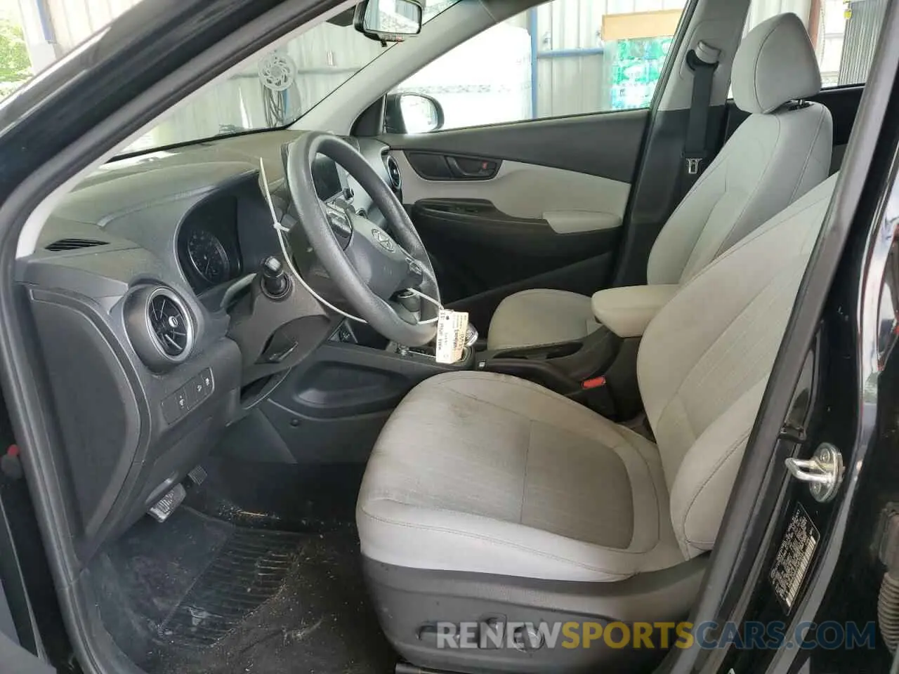 7 Photograph of a damaged car KM8K62ABXPU975591 HYUNDAI KONA 2023