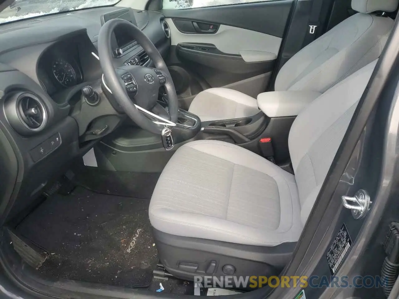 7 Photograph of a damaged car KM8K6CAB0PU000300 HYUNDAI KONA 2023
