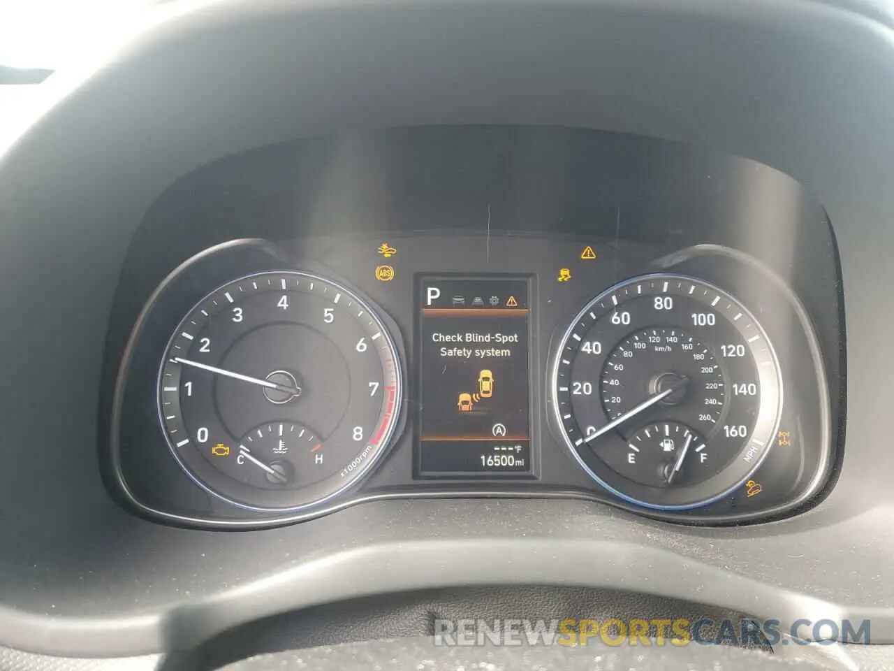 9 Photograph of a damaged car KM8K6CAB0PU000300 HYUNDAI KONA 2023