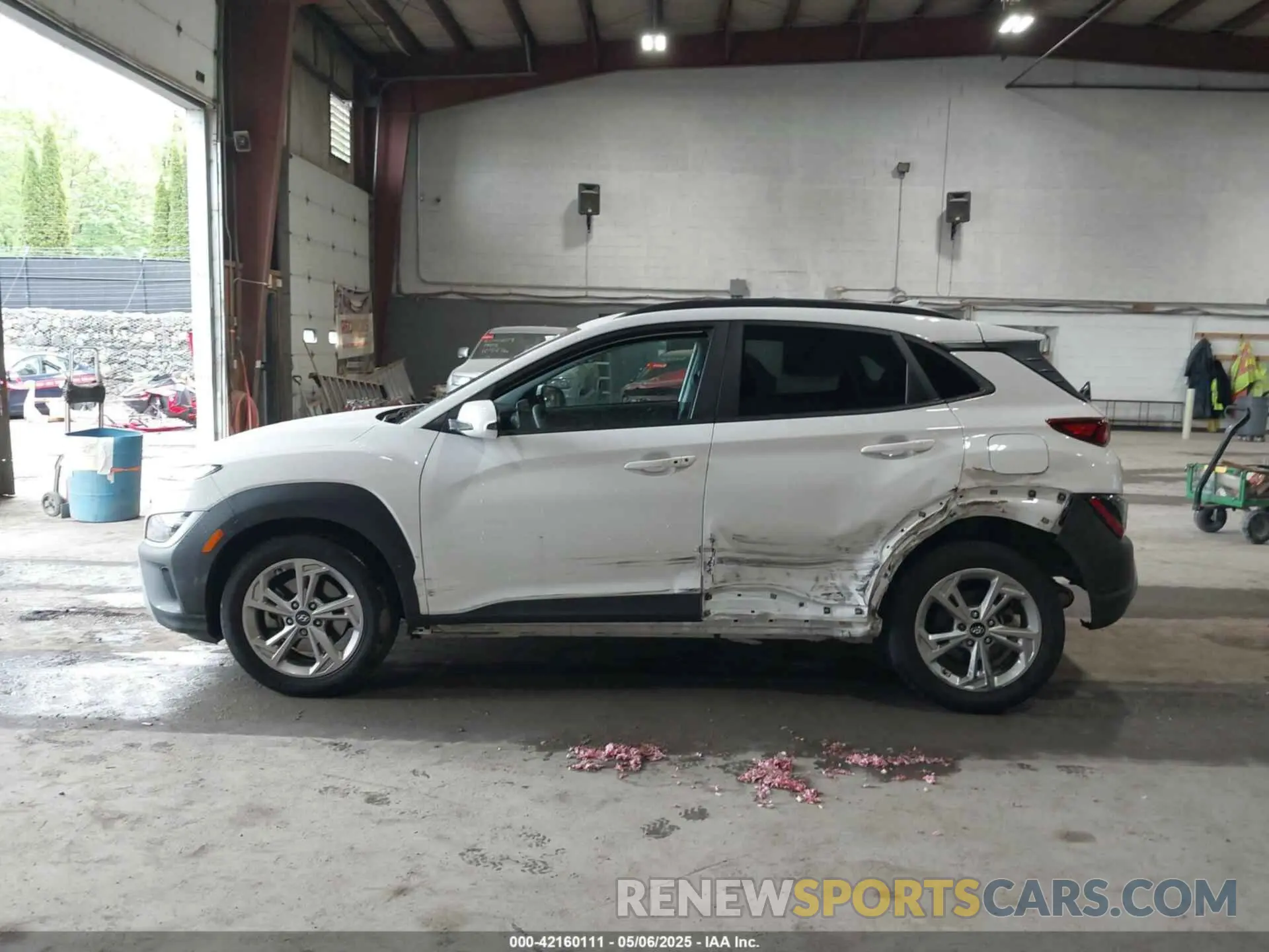 15 Photograph of a damaged car KM8K6CAB0PU954853 HYUNDAI KONA 2023
