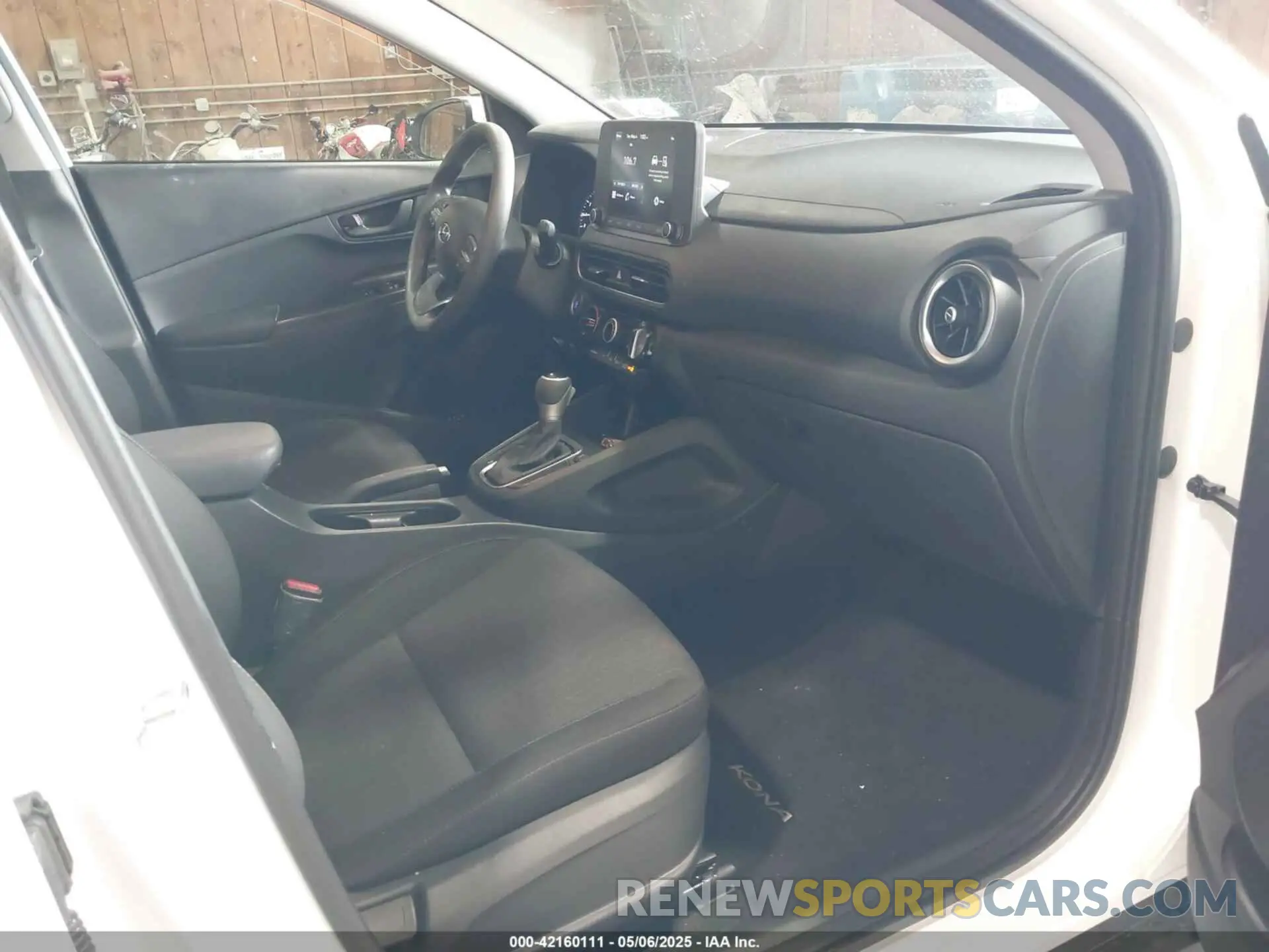 5 Photograph of a damaged car KM8K6CAB0PU954853 HYUNDAI KONA 2023