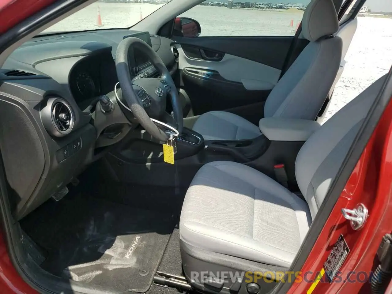 7 Photograph of a damaged car KM8K6CAB2PU933437 HYUNDAI KONA 2023