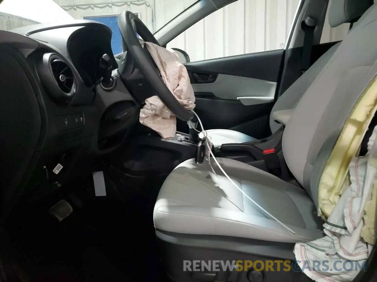 7 Photograph of a damaged car KM8K6CAB3PU055128 HYUNDAI KONA 2023