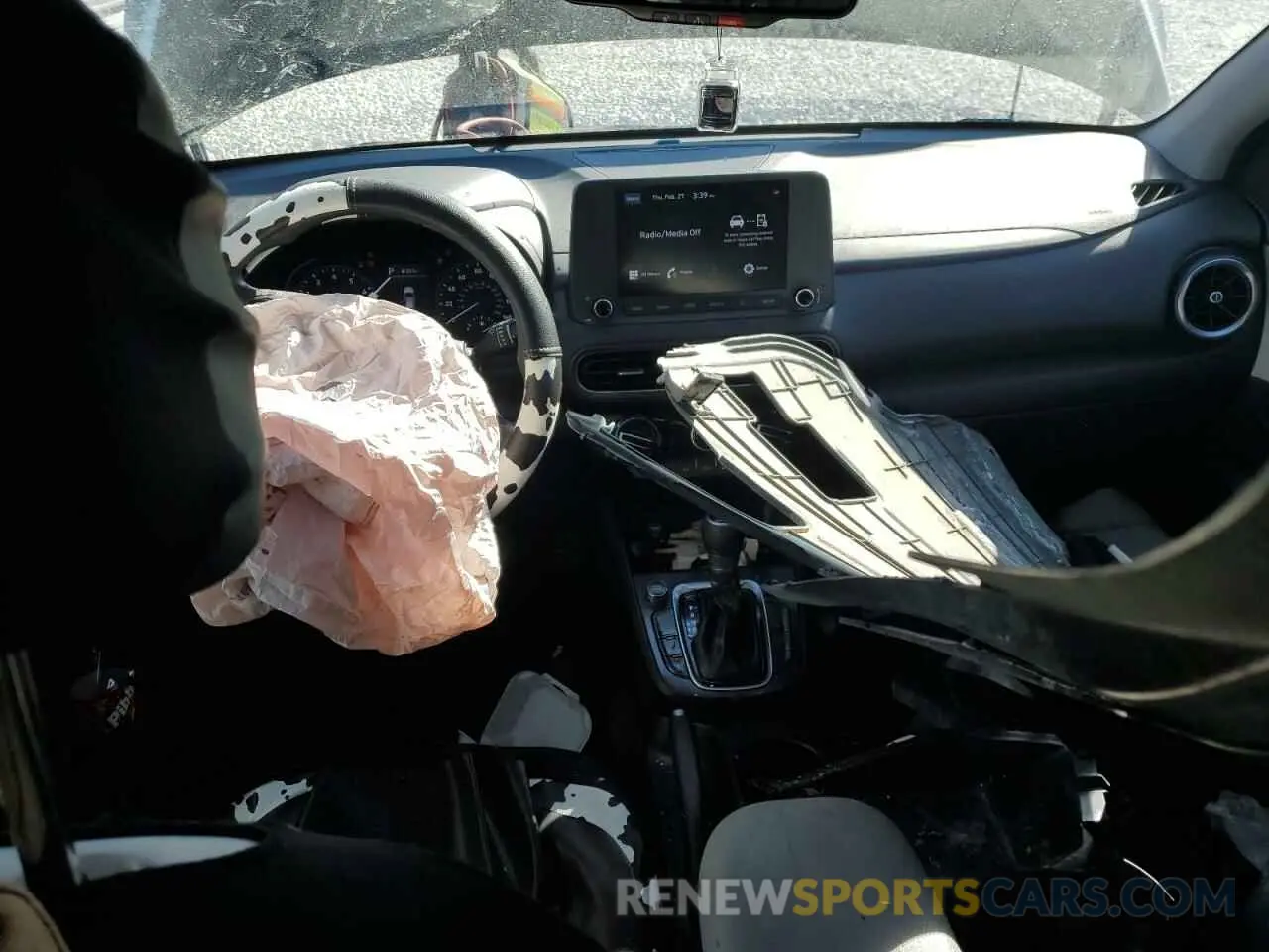8 Photograph of a damaged car KM8K6CAB3PU989144 HYUNDAI KONA 2023