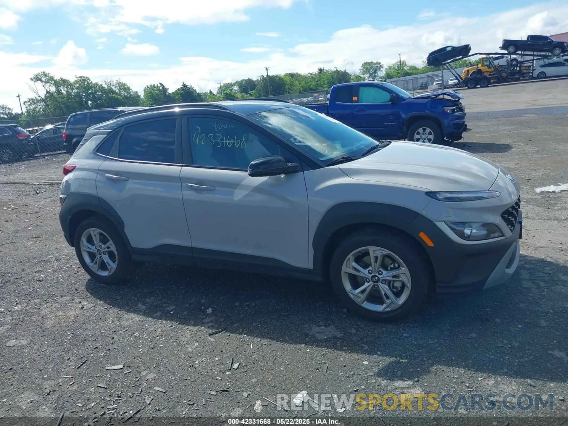 14 Photograph of a damaged car KM8K6CAB3PU993274 HYUNDAI KONA 2023