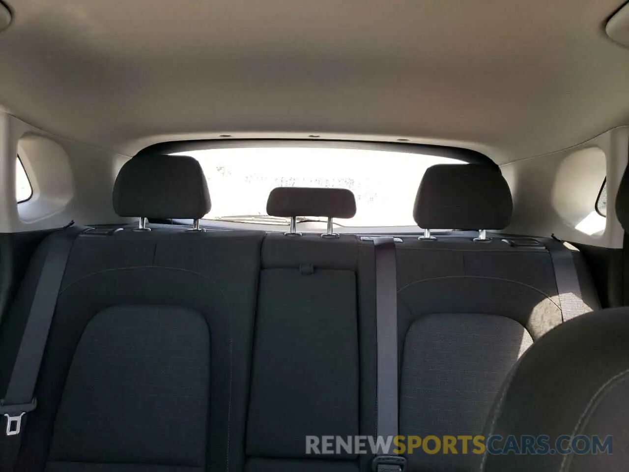 10 Photograph of a damaged car KM8K6CAB3PU997406 HYUNDAI KONA 2023