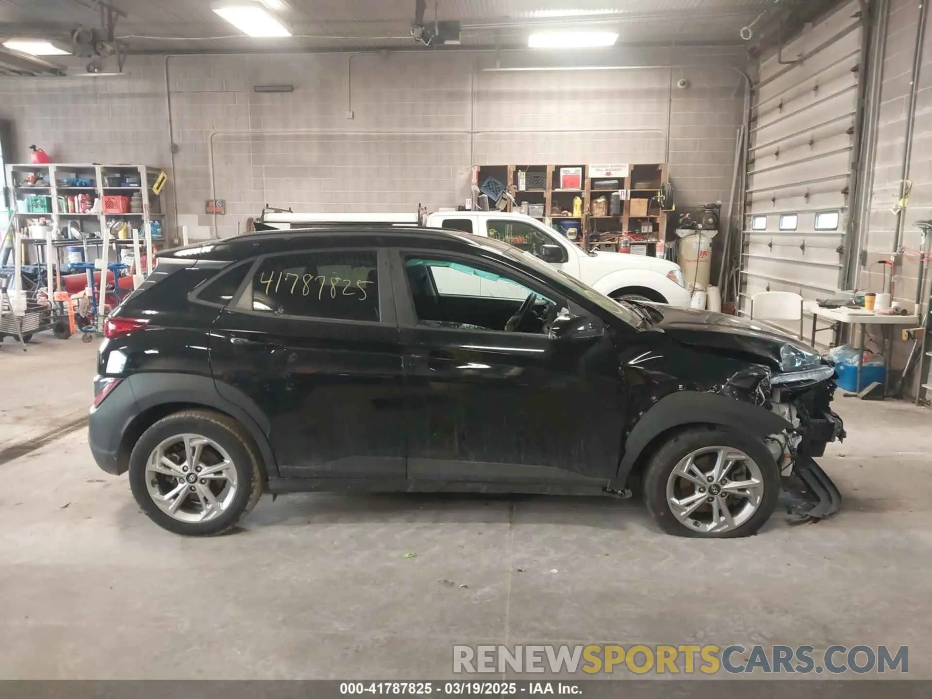 14 Photograph of a damaged car KM8K6CAB5PU011938 HYUNDAI KONA 2023