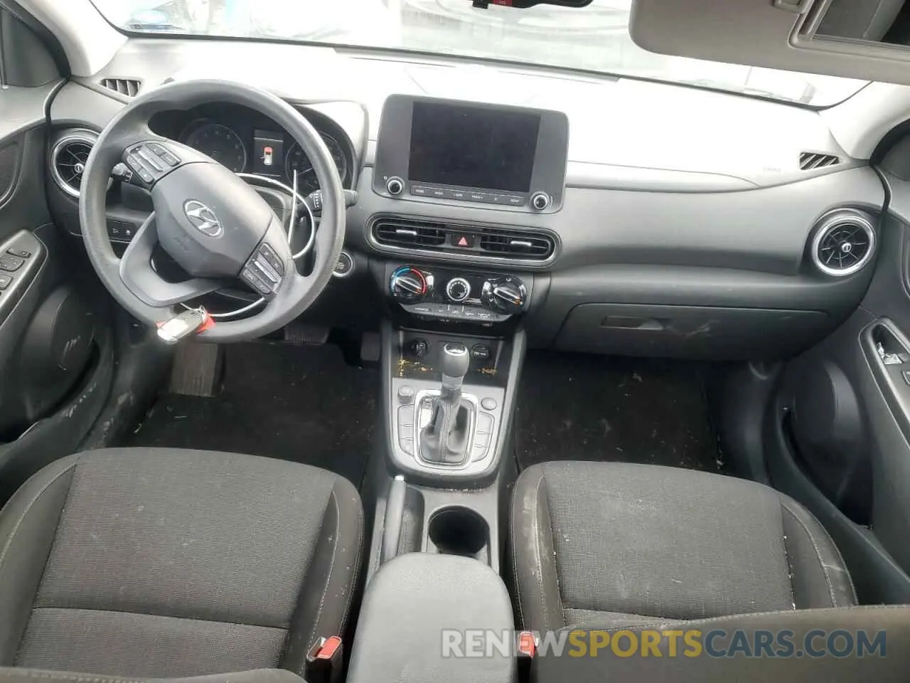 8 Photograph of a damaged car KM8K6CAB6PU000818 HYUNDAI KONA 2023