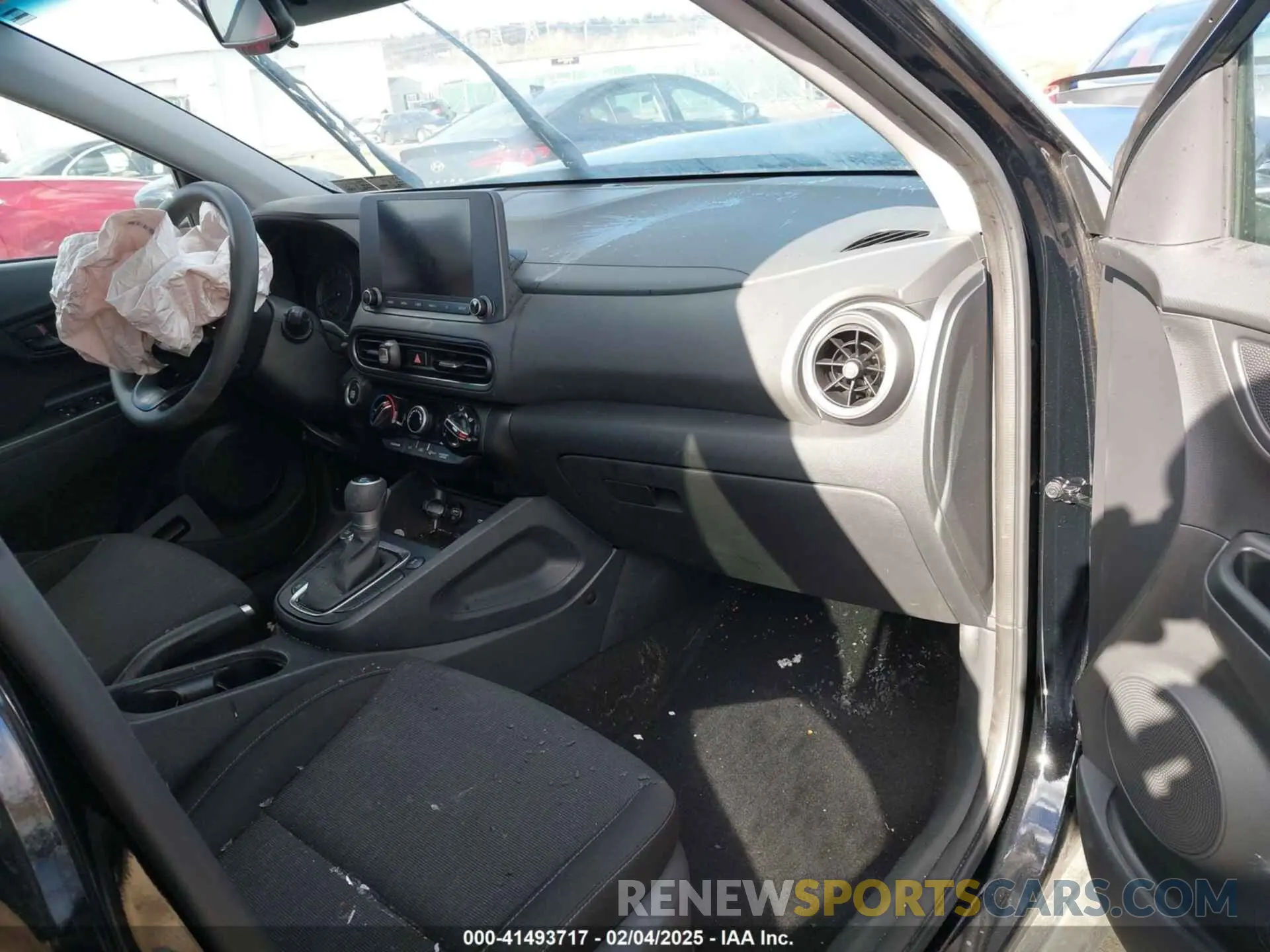 5 Photograph of a damaged car KM8K6CAB8PU041614 HYUNDAI KONA 2023