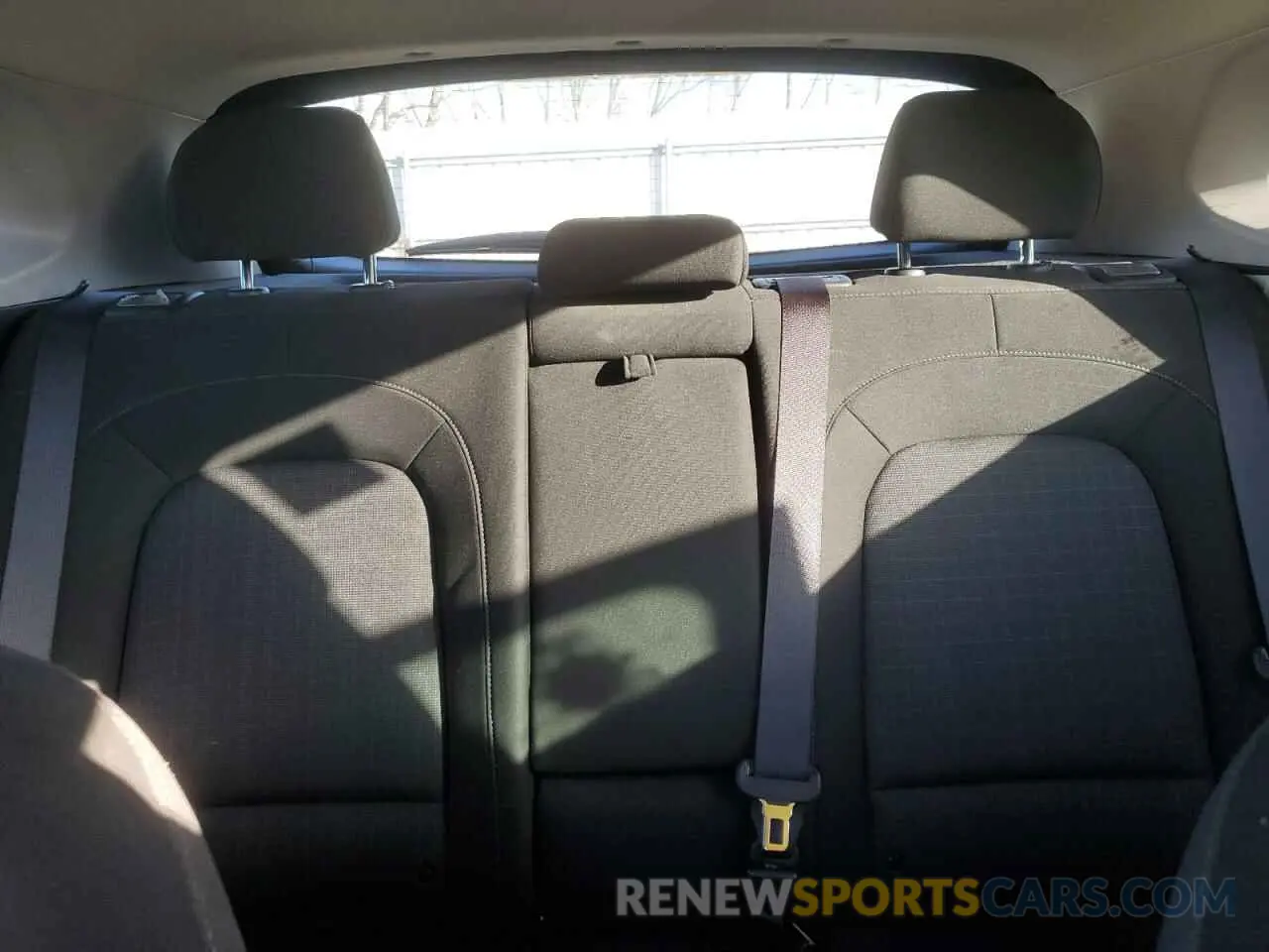 10 Photograph of a damaged car KM8K6CAB8PU043170 HYUNDAI KONA 2023