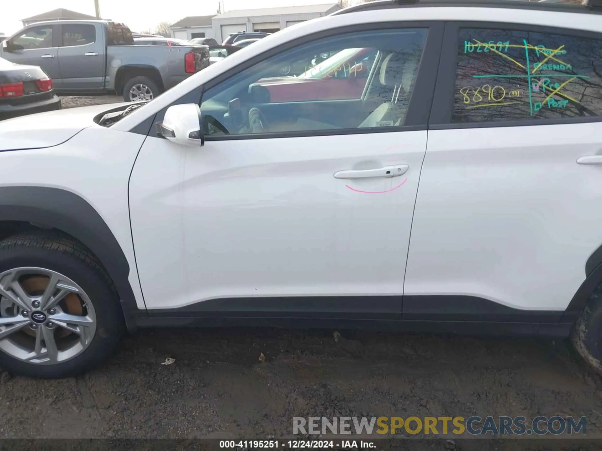 15 Photograph of a damaged car KM8K6CAB8PU051656 HYUNDAI KONA 2023