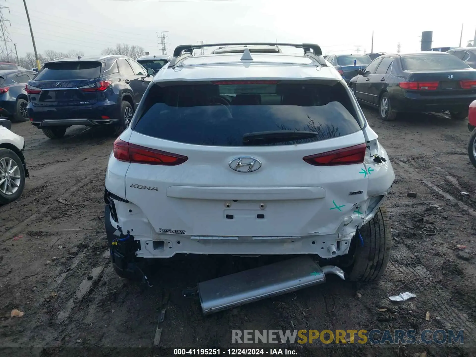 17 Photograph of a damaged car KM8K6CAB8PU051656 HYUNDAI KONA 2023