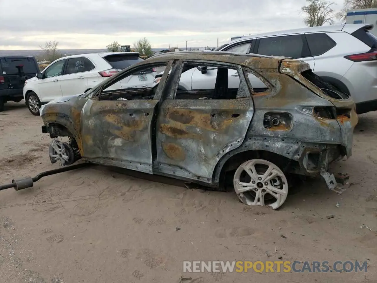 2 Photograph of a damaged car KM8K6CAB9PU019296 HYUNDAI KONA 2023