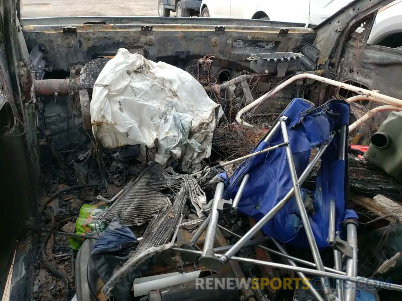 8 Photograph of a damaged car KM8K6CAB9PU019296 HYUNDAI KONA 2023