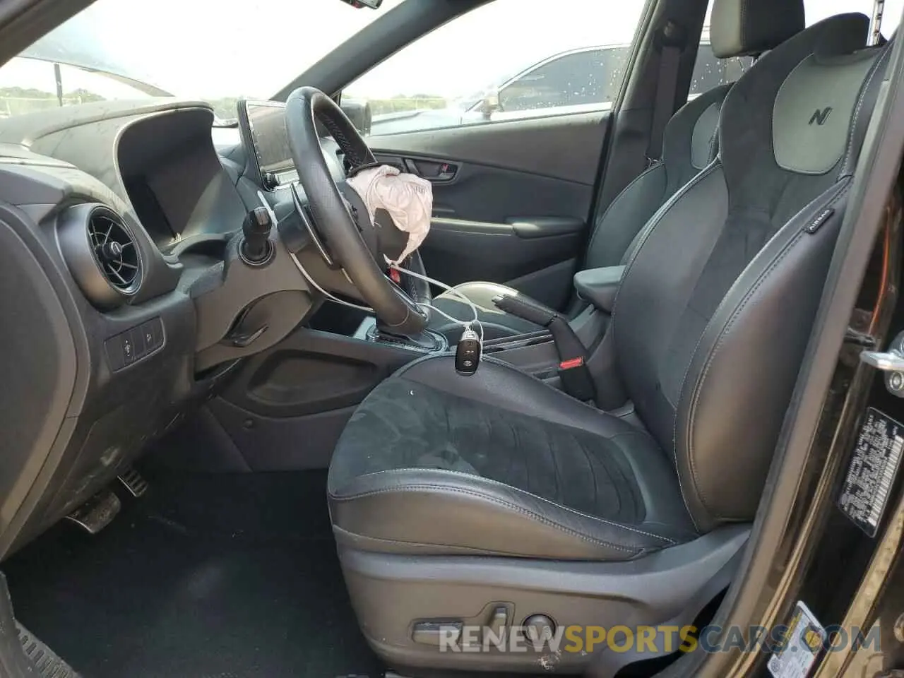 7 Photograph of a damaged car KM8KH3AC6PU008064 HYUNDAI KONA 2023