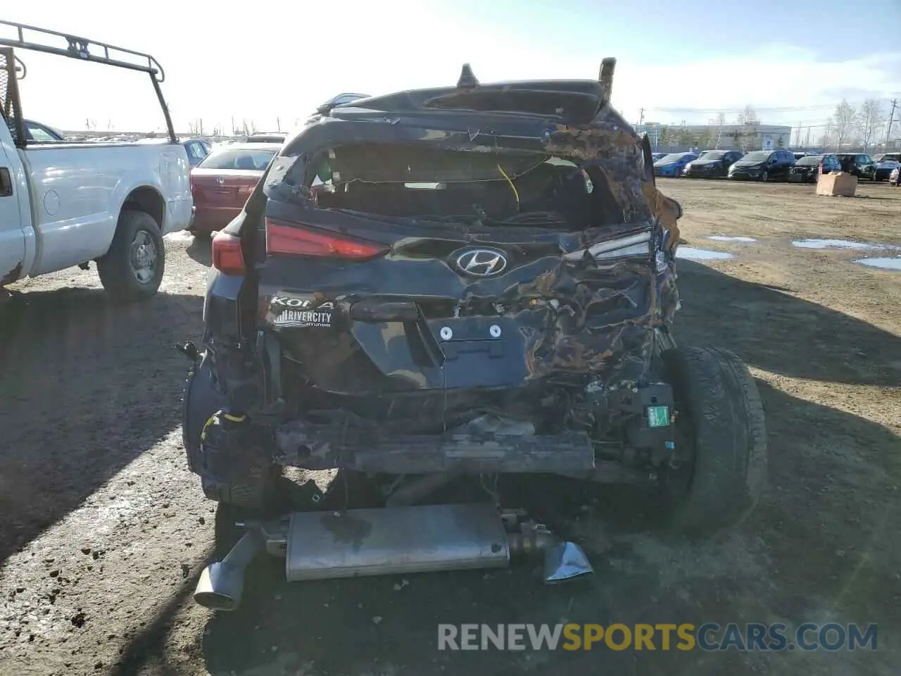 6 Photograph of a damaged car KM8KH3ACXPU011517 HYUNDAI KONA 2023