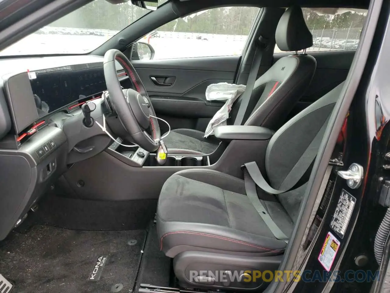 7 Photograph of a damaged car KM8HA3A30RU107528 HYUNDAI KONA 2024