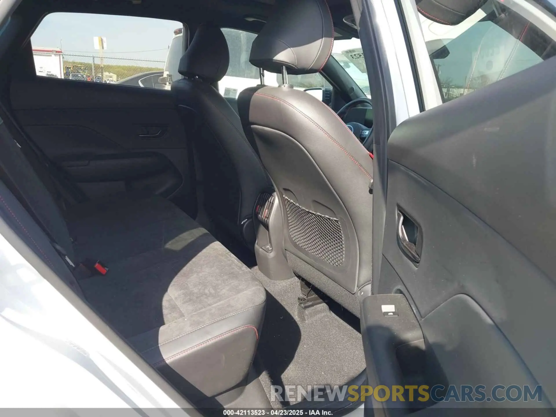 8 Photograph of a damaged car KM8HA3A32RU111242 HYUNDAI KONA 2024