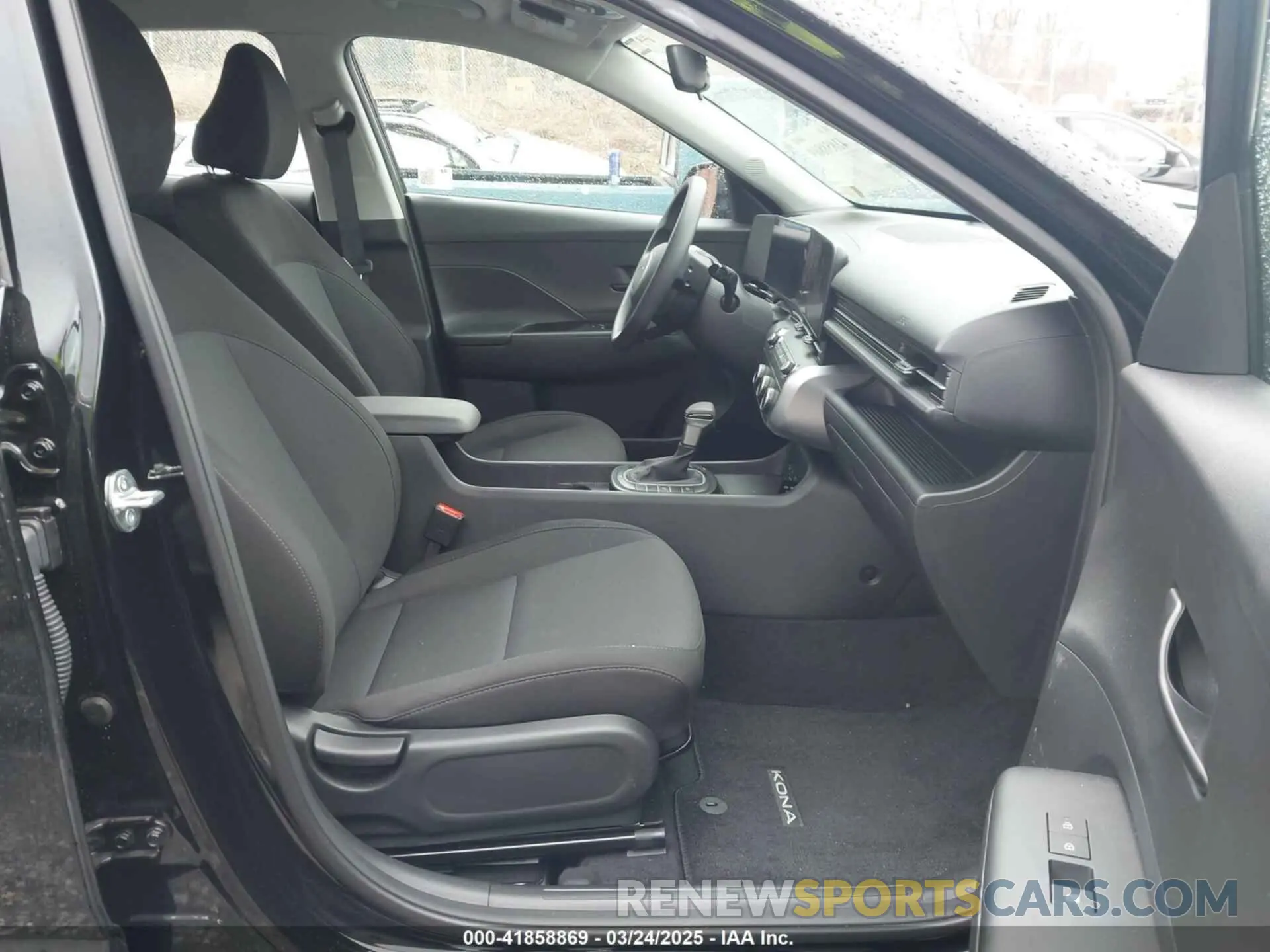 5 Photograph of a damaged car KM8HA3AB2RU184876 HYUNDAI KONA 2024
